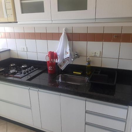 Apartamento Charmoso A 50M Da Praia คารากัวตาตูบา ภายนอก รูปภาพ