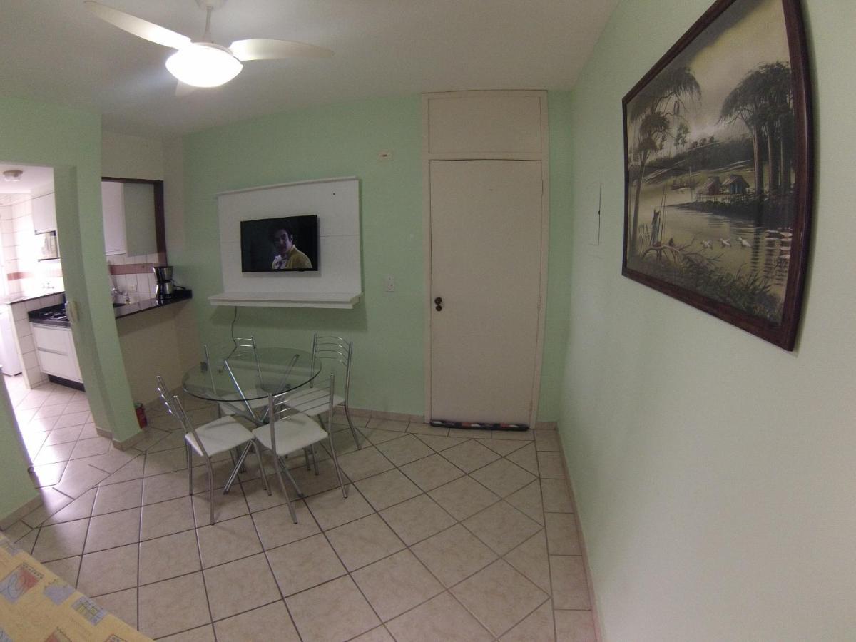 Apartamento Charmoso A 50M Da Praia คารากัวตาตูบา ภายนอก รูปภาพ